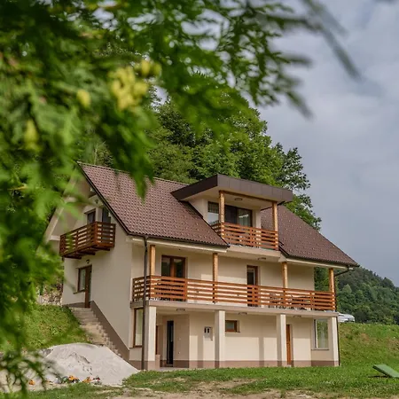 Ribnik Stari Trg Lesicno