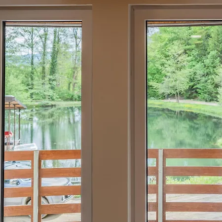 Apartma Ribnik Stari Trg